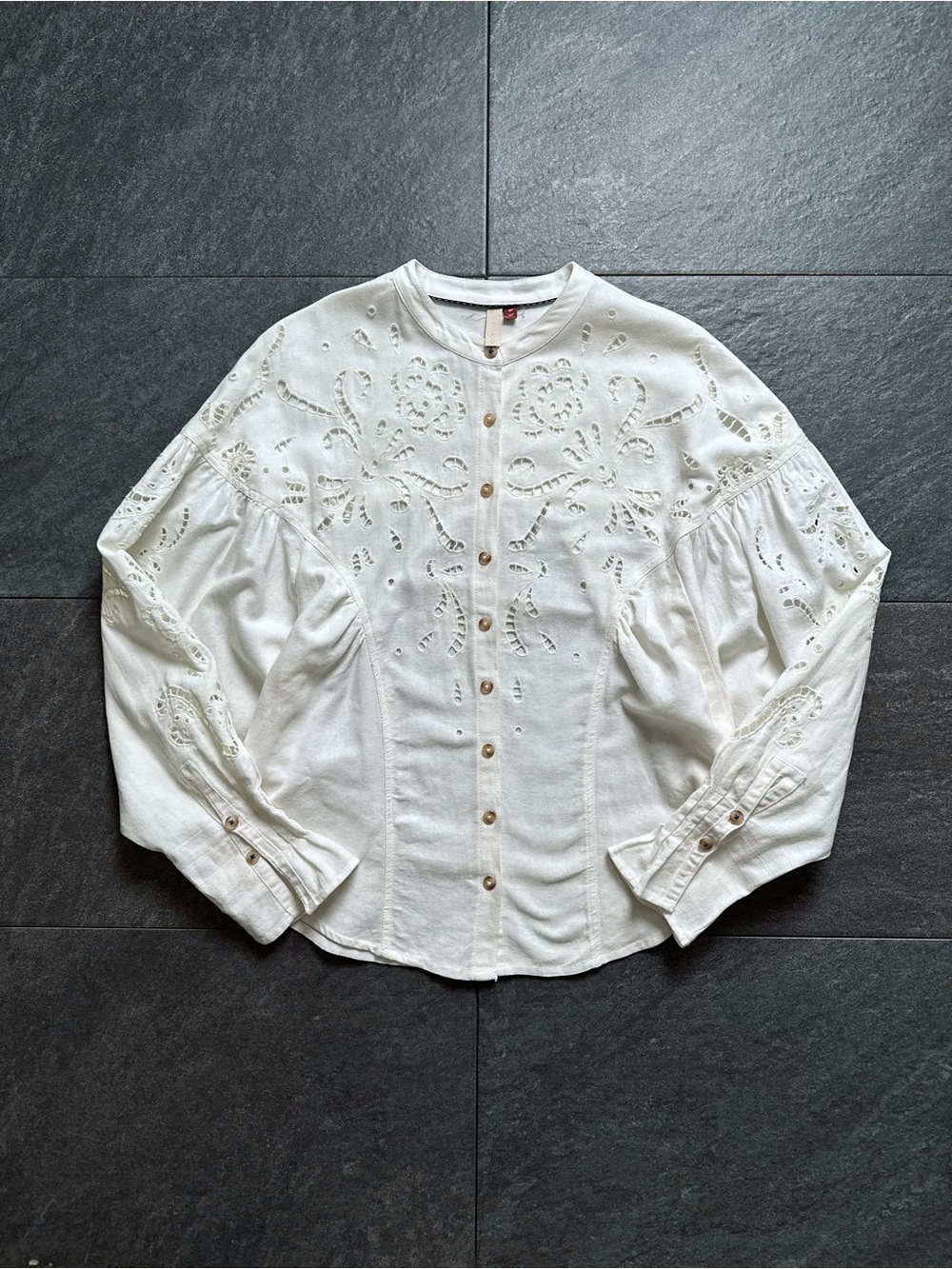 Anthropologie White Eyelet Button-Front Blouse Size M Brand new without tags
